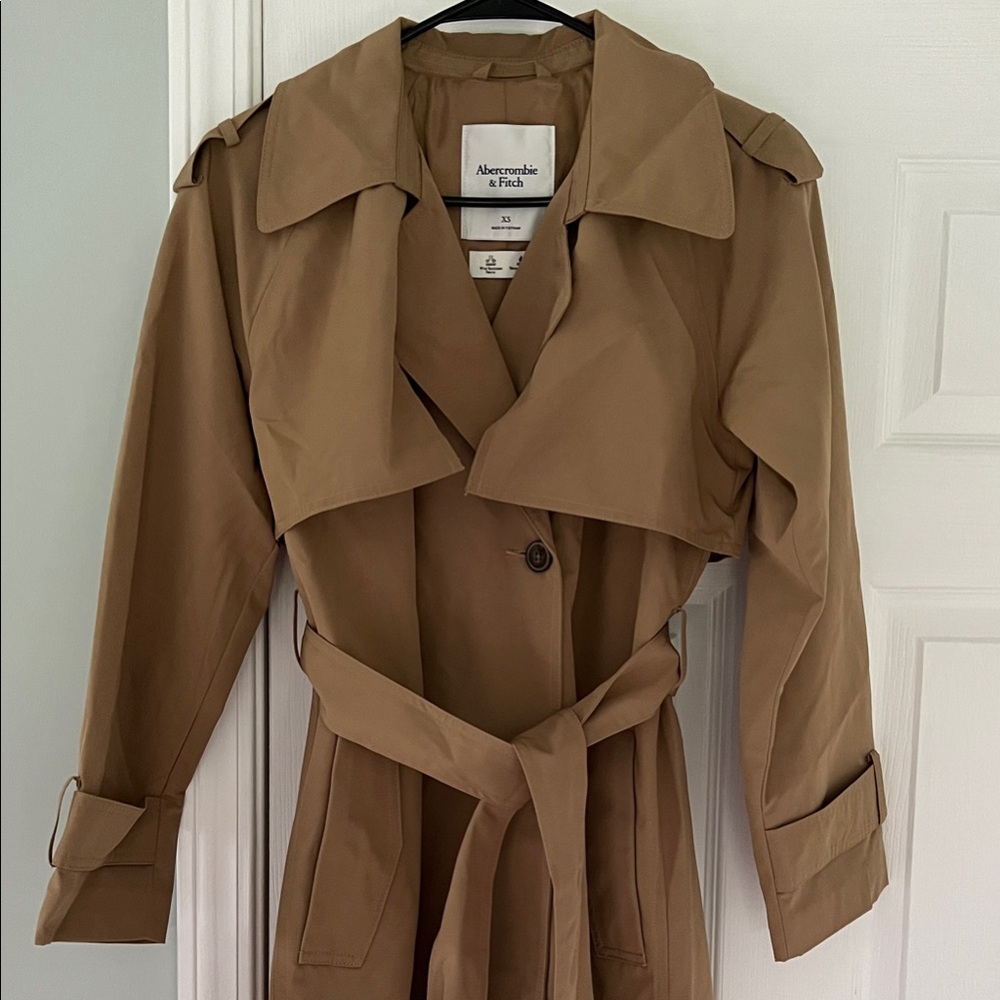 Abercrombie & Fitch Women's Classic Brown Trench Coat
